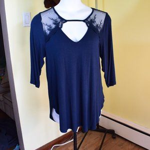 Torrid 3/4 sleeve Top Size 2